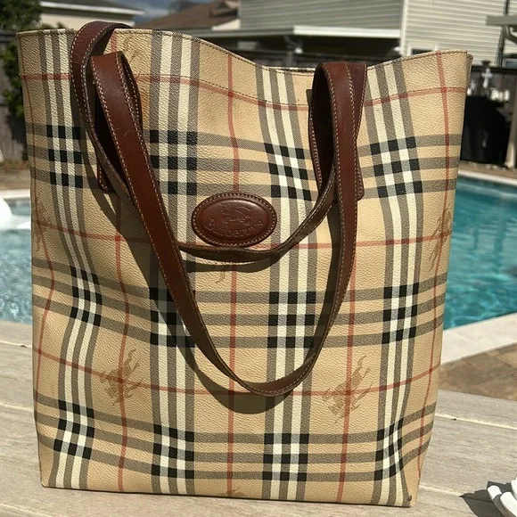 BURBERRYS VINTAGE Haymarket TOTE - Picture 2 of 5